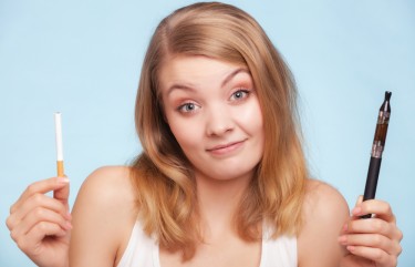 E CIgarette vs Traditional Cigarette image